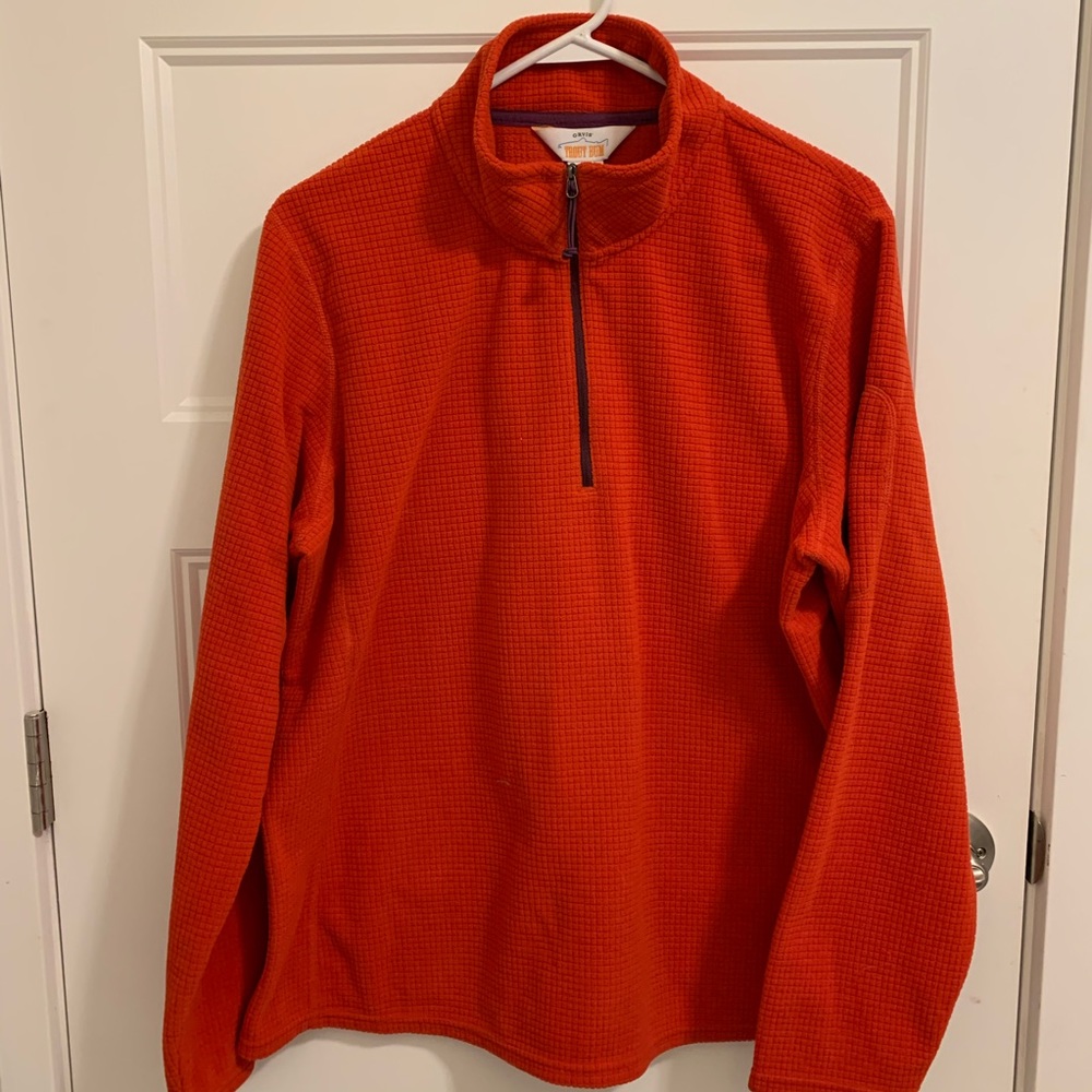 XL-Orvis Trout Bum Women’s Active 1/4 zip up.